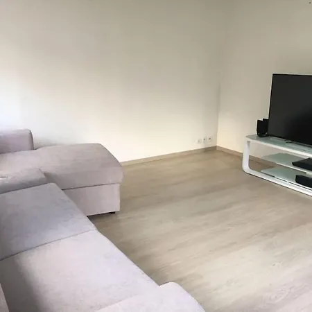 Grande Maison Avec Piscine Couverte Et Jacuzzi Dom wakacyjny Mouen
