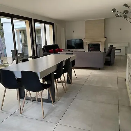 Ferienhaus Grande Maison Avec Piscine Couverte Et Jacuzzi Mouen