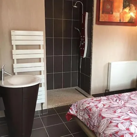 Grande Maison Avec Piscine Couverte Et Jacuzzi Ferienhaus Mouen