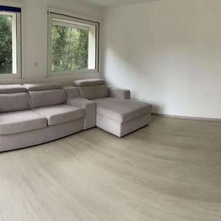 Dom wakacyjny Grande Maison Avec Piscine Couverte Et Jacuzzi *